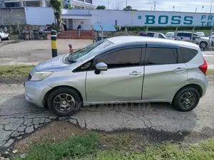 Nissan Note 2015 Silver
