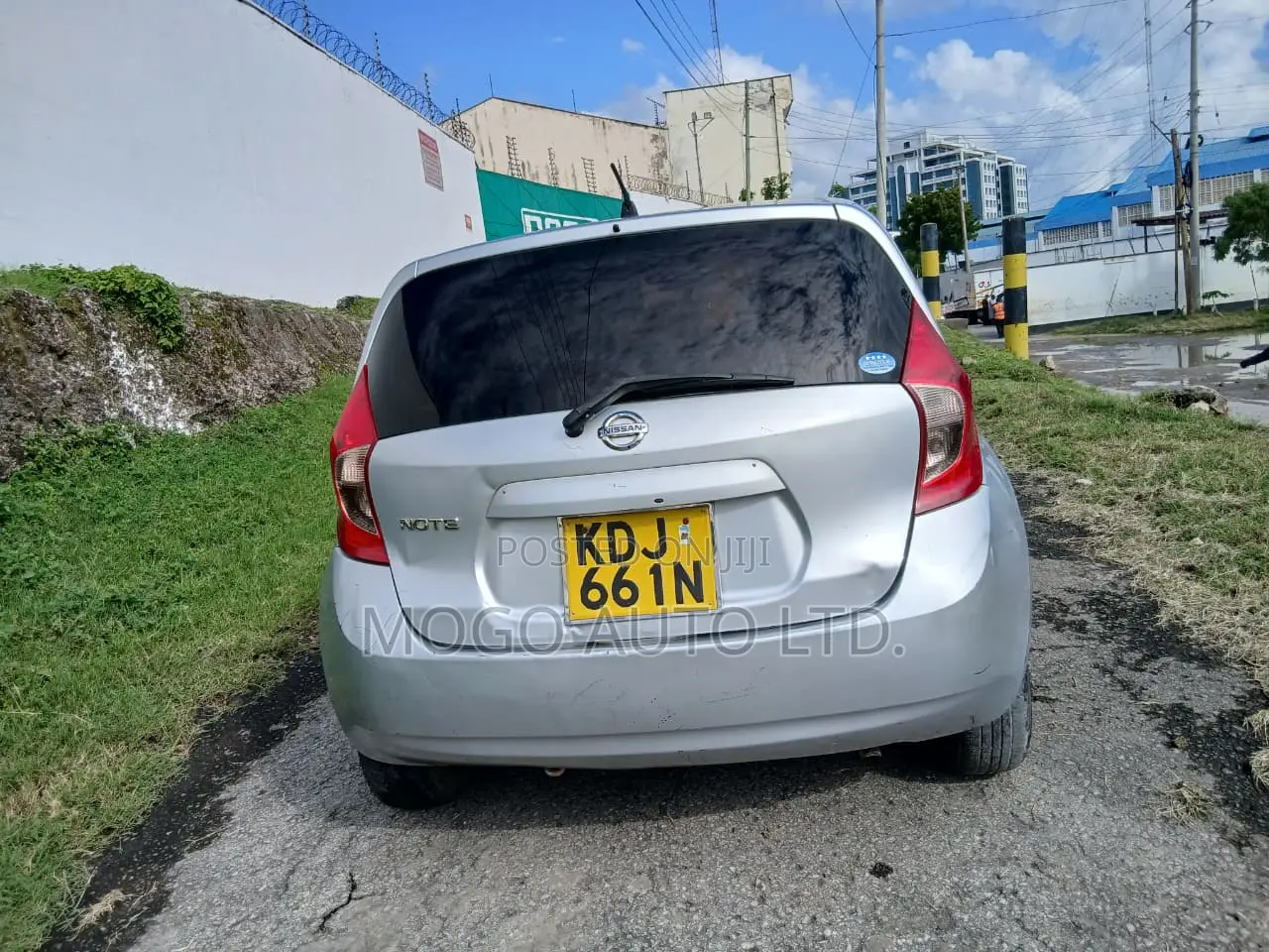 Nissan Note 2015 Silver