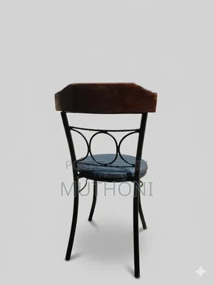 Round Restaurant Chairs