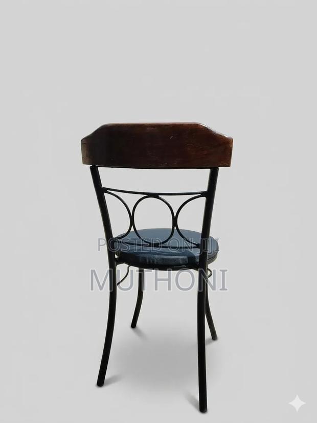 Round Restaurant Chairs - thumbnail 3