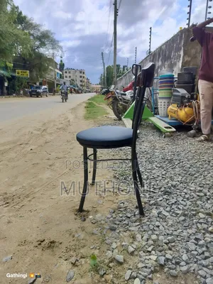 Round Restaurant Chairs