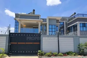5bdrm Maisonette in Gateway Mall Area for rent