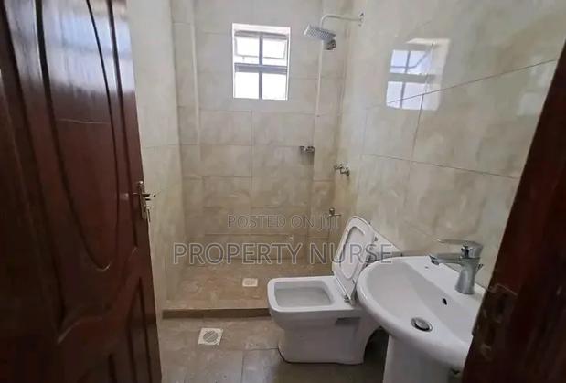 5bdrm Maisonette in Gateway Mall Area for rent - thumbnail 5