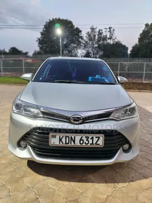 Toyota Corolla Fielder 2016 Silver