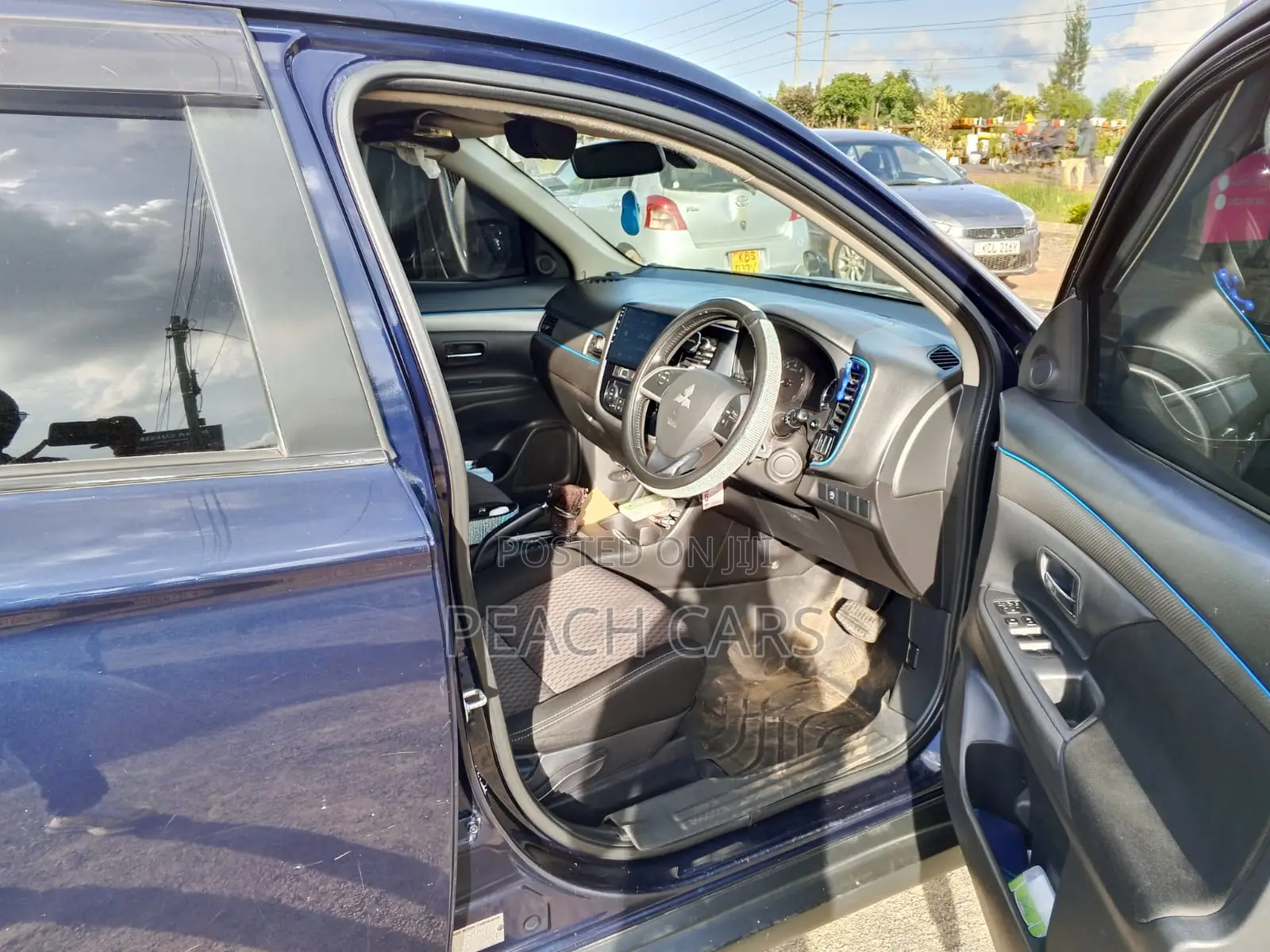 Mitsubishi Outlander 2015 Blue