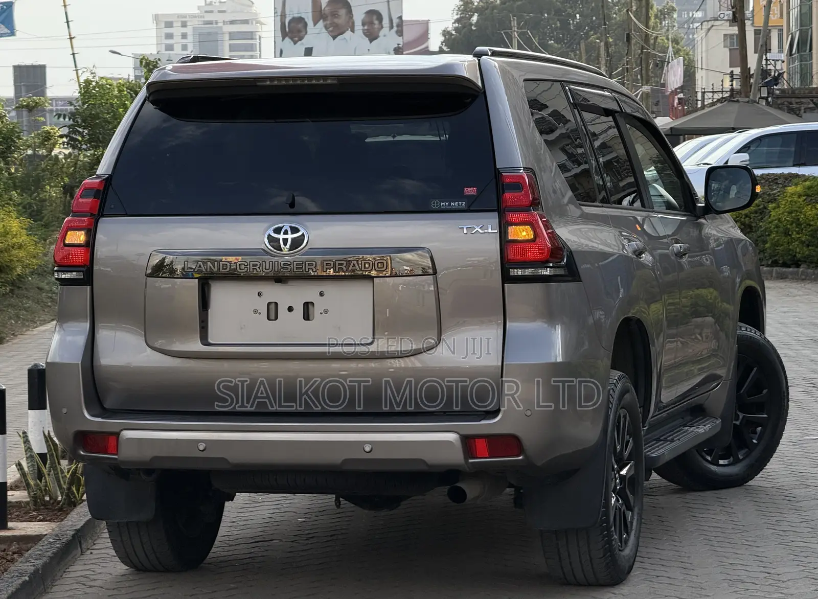 Toyota Land Cruiser Prado 2.7 2022 Gray