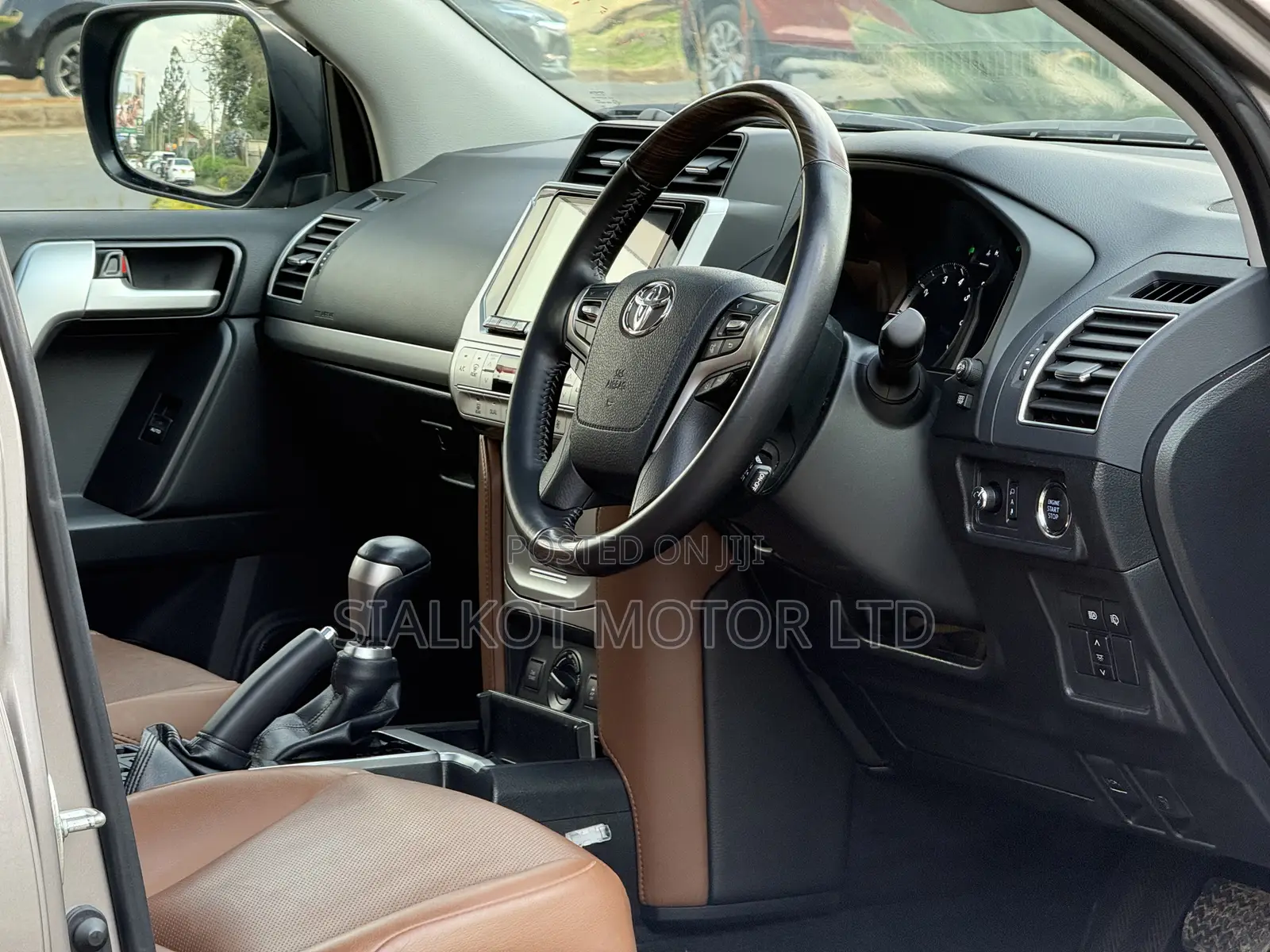 Toyota Land Cruiser Prado 2.7 2022 Gray