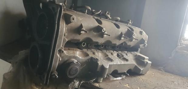 Nv350 Engine Head Cylinder