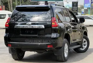 Toyota Land Cruiser Prado 2.8 2019 Black