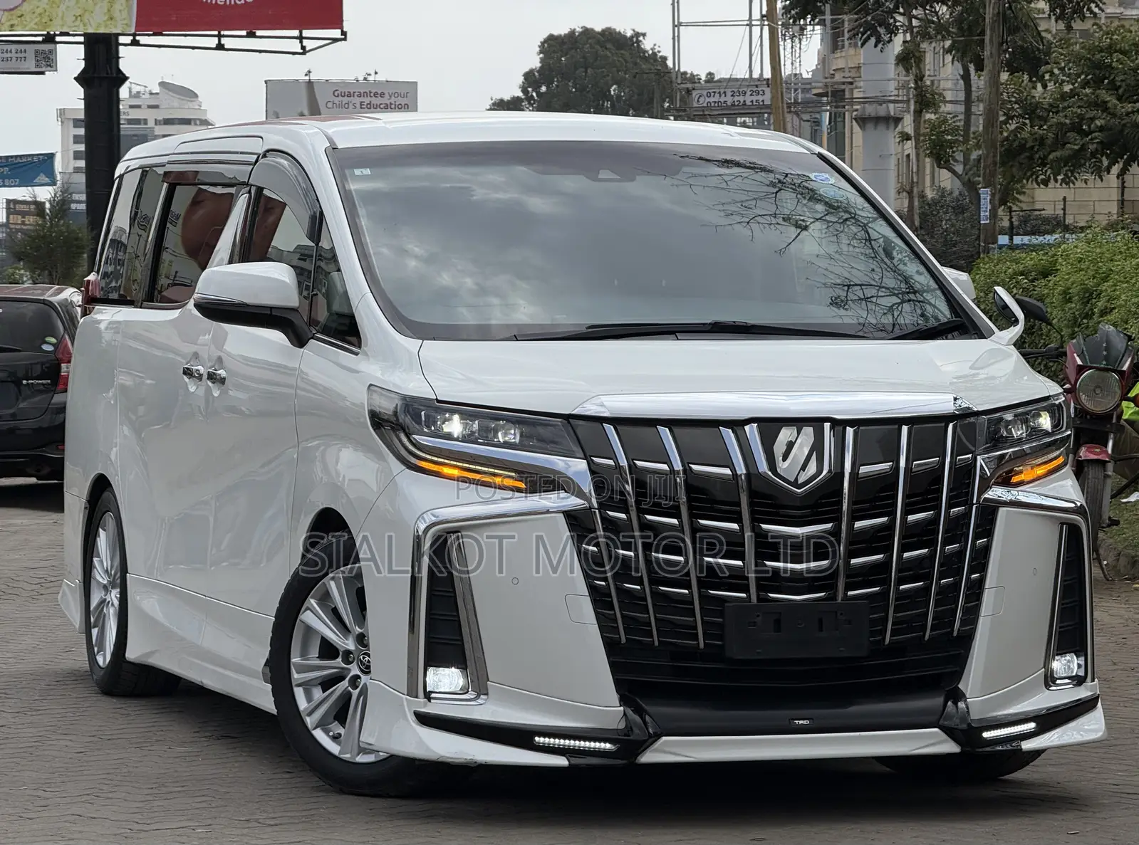 Toyota Alphard 2.5 Petrol AWD 2019 White