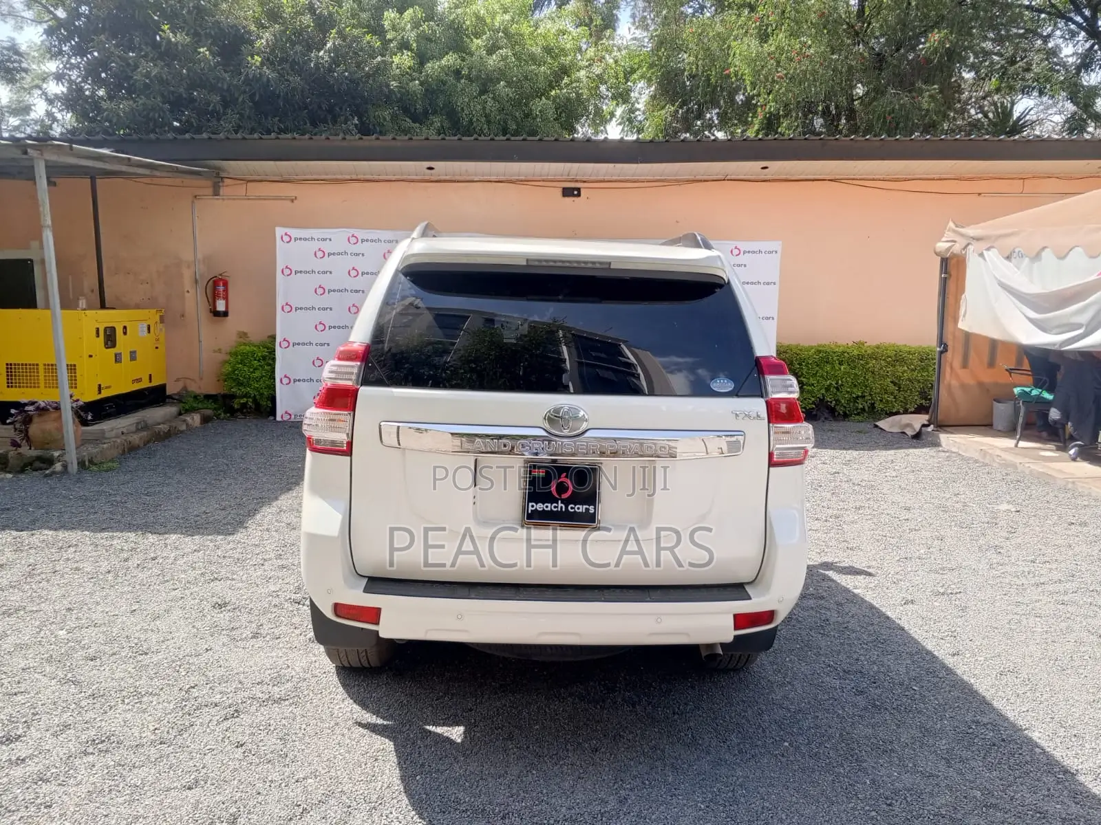 Toyota Land Cruiser Prado 2015 White