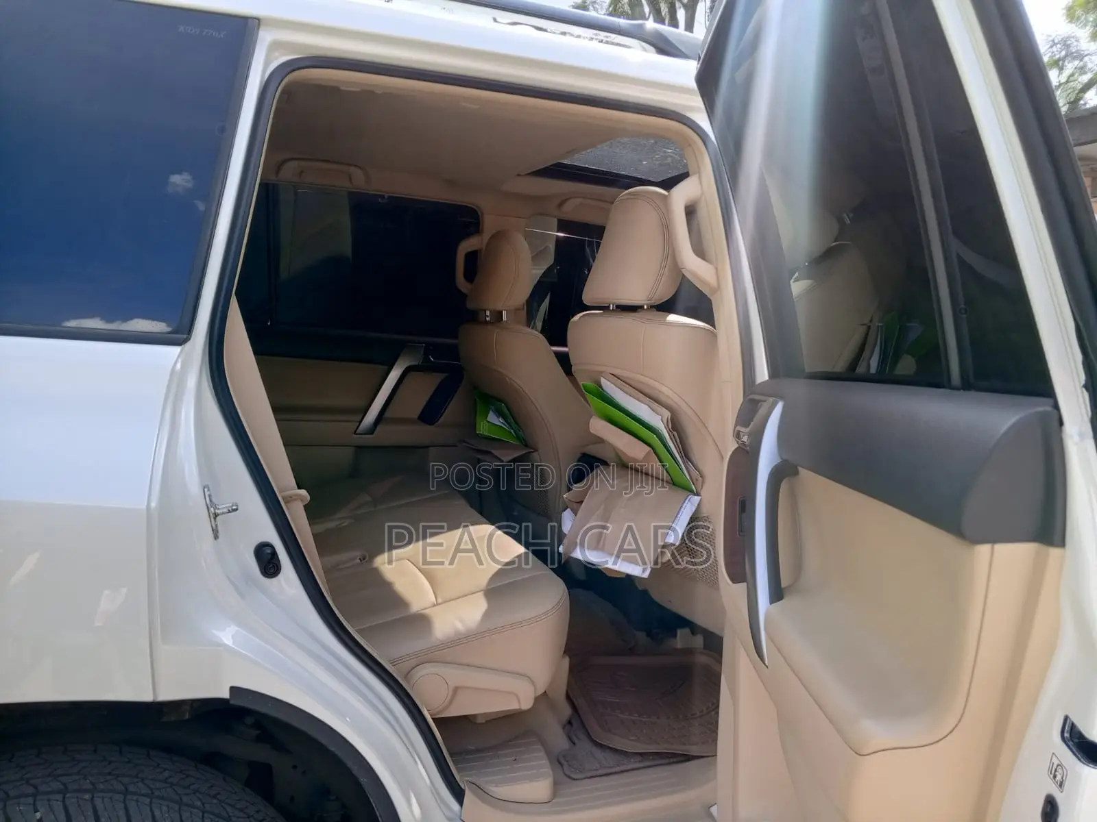 Toyota Land Cruiser Prado 2015 White