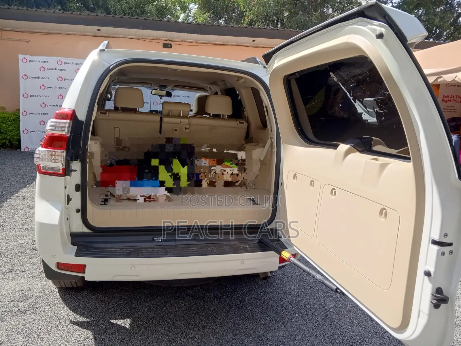 Toyota Land Cruiser Prado 2015 White