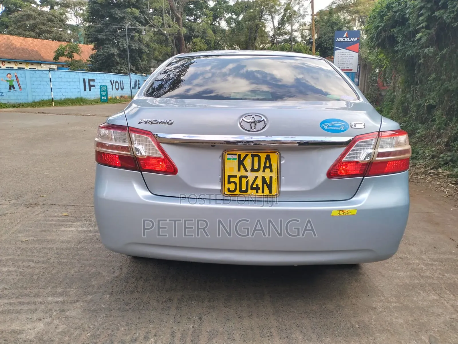 Toyota Premio 2014 Silver