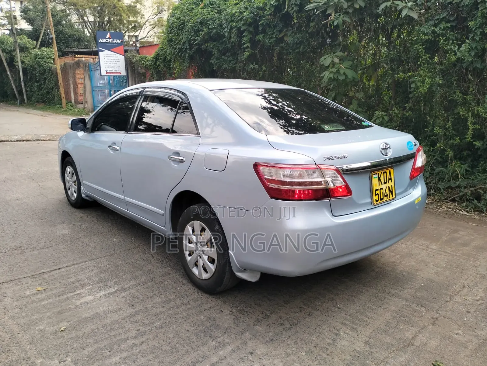 Toyota Premio 2014 Silver