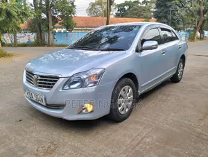 Toyota Premio 2014 Silver