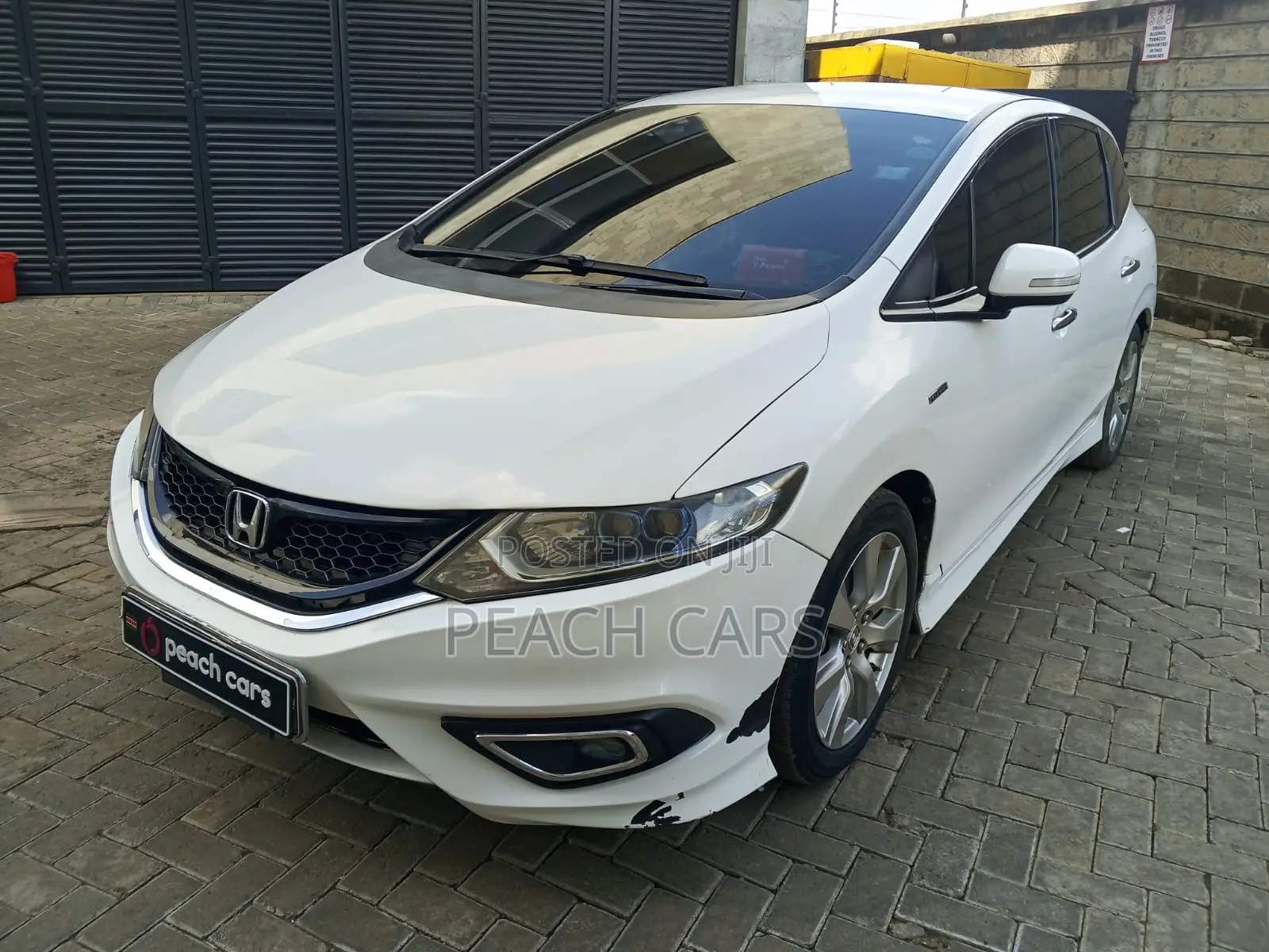 Honda Jade 2015 White