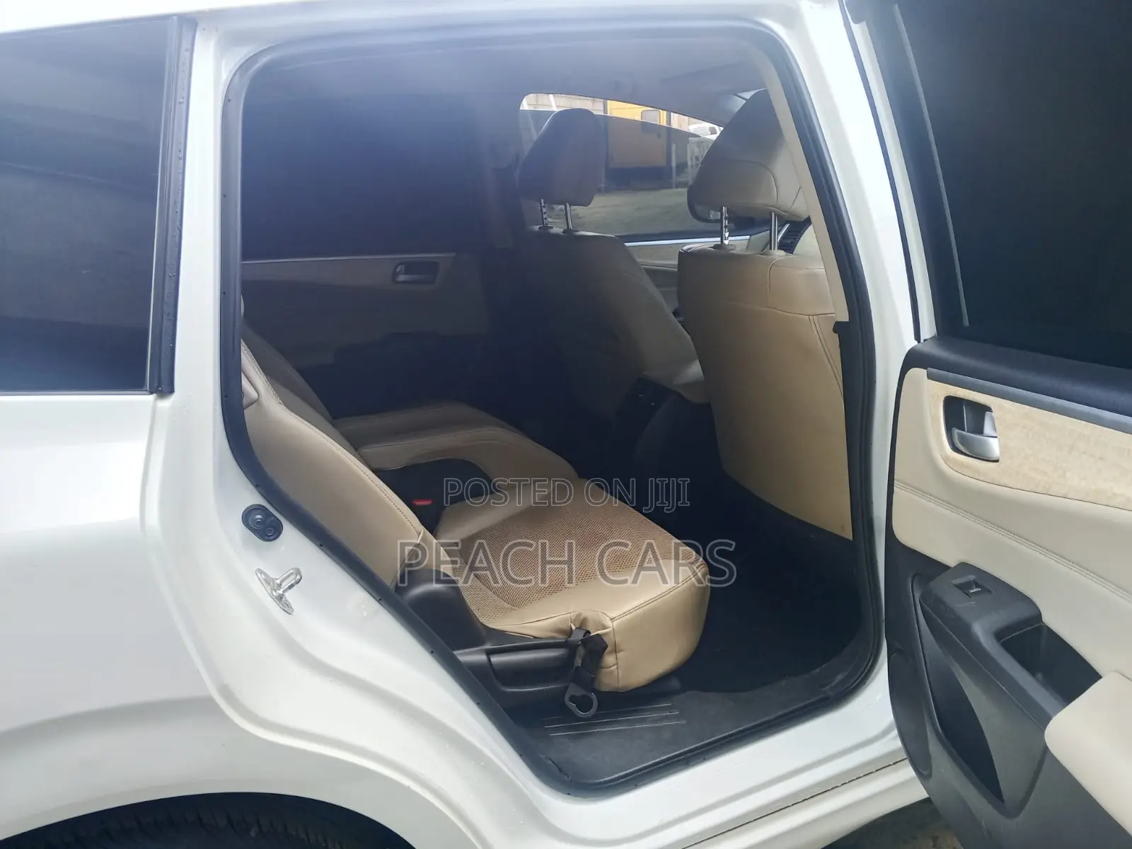 Honda Jade 2015 White