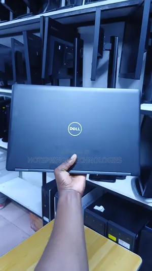 Laptop Dell Latitude 5580 8GB Intel Core i5 SSD 256GB