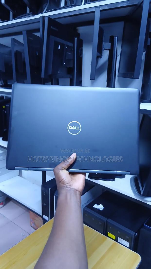 Laptop Dell Latitude 5580 8GB Intel Core i5 SSD 256GB