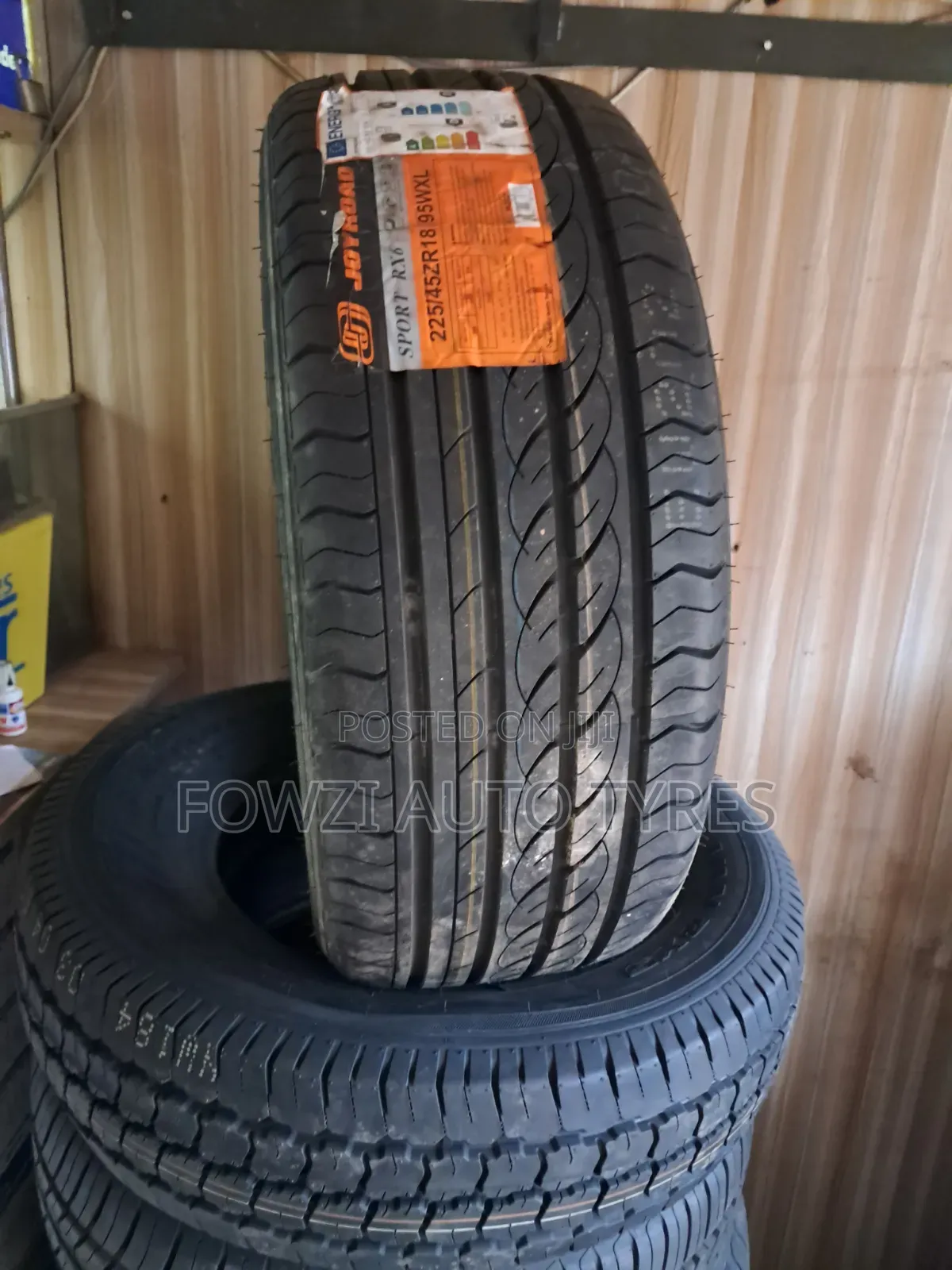 225/45r18 Joyroad
