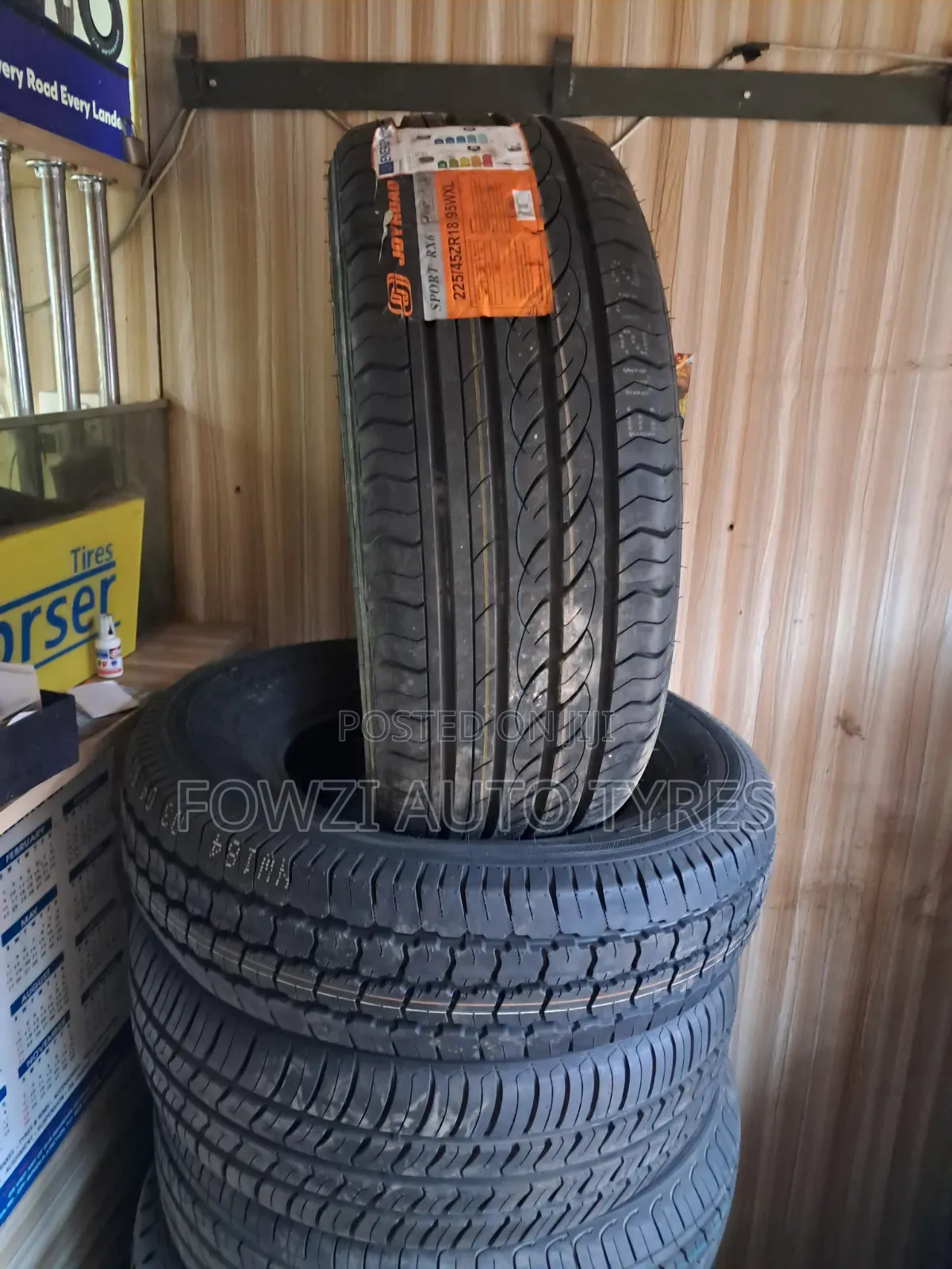 225/45r18 Joyroad
