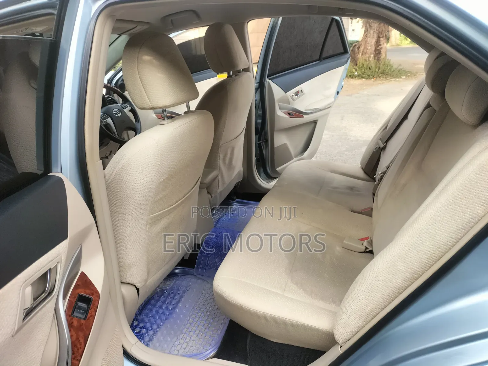 Toyota Premio 2013 Blue