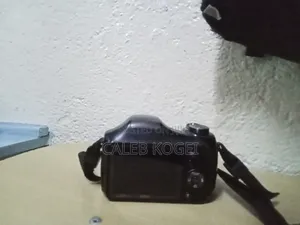 Sony Cyber Shot DSC H200