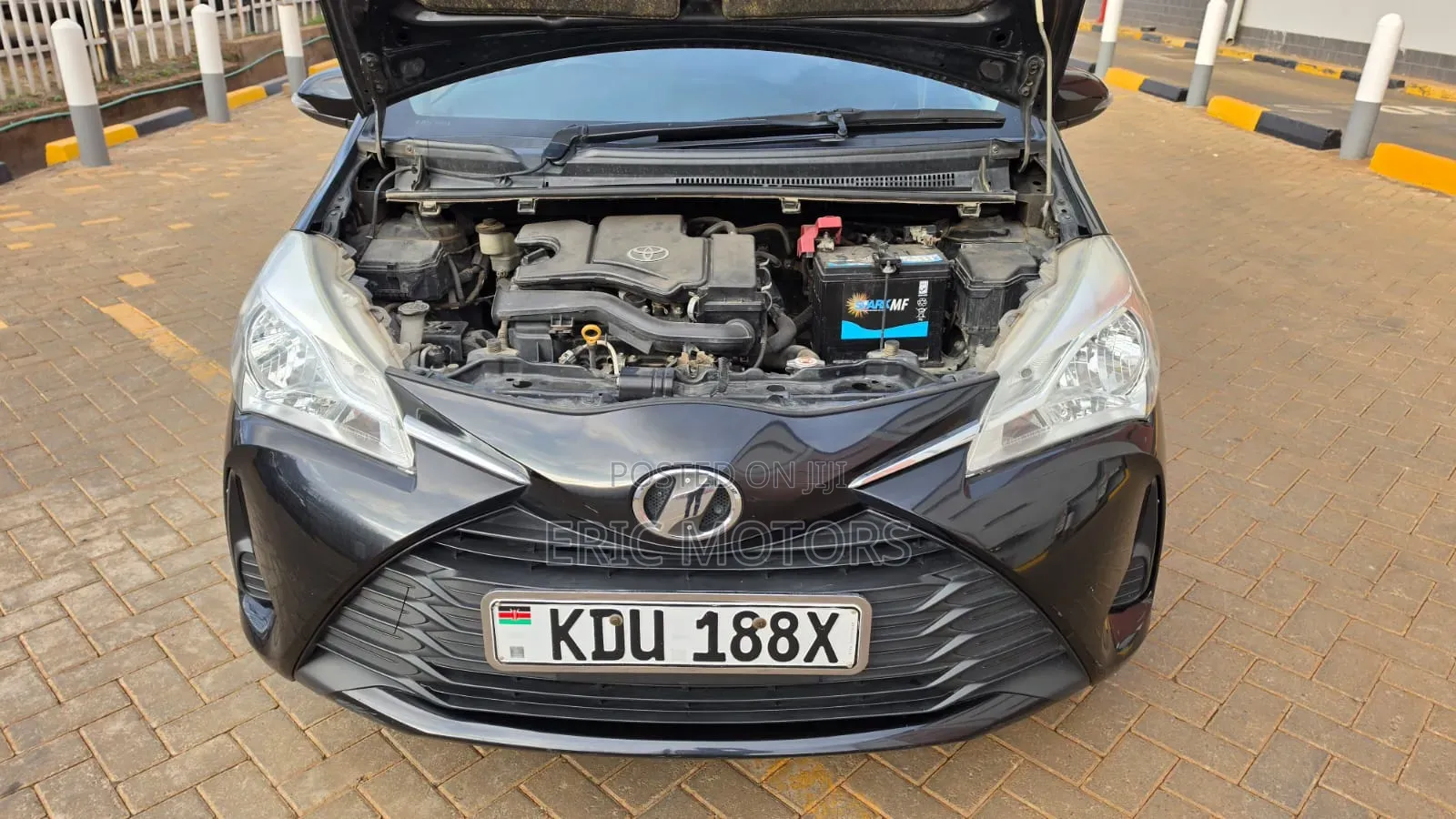 Toyota Vitz 2018 Black