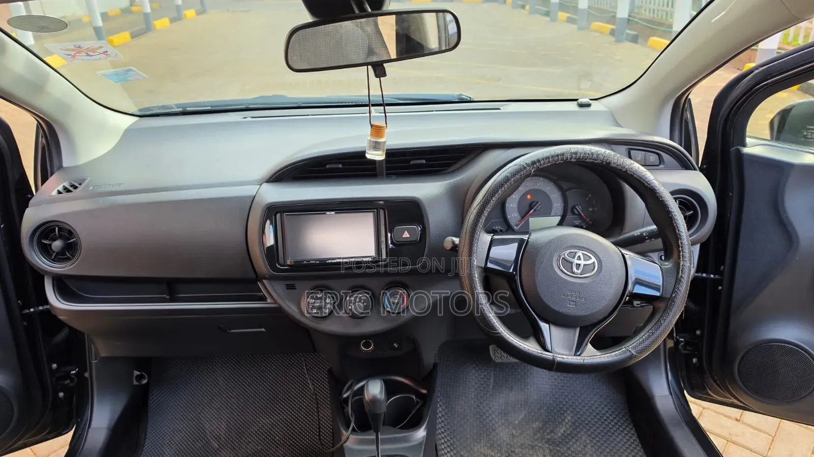 Toyota Vitz 2018 Black