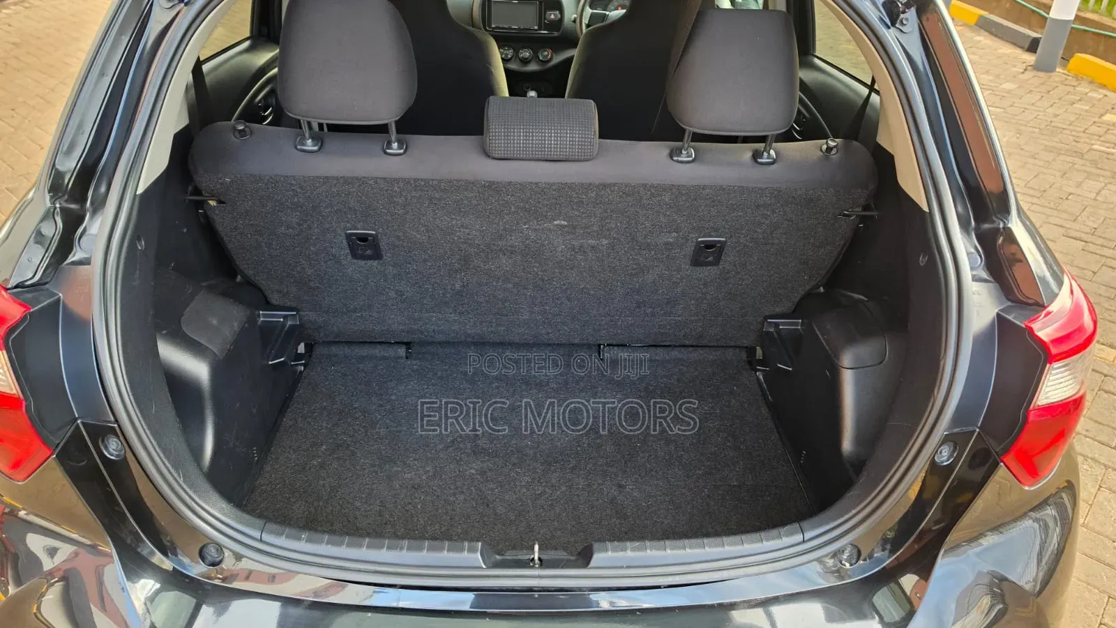 Toyota Vitz 2018 Black