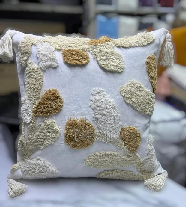 Elegant Boho Cushion Cases - Luxury Tufted Throw Pillow Covers