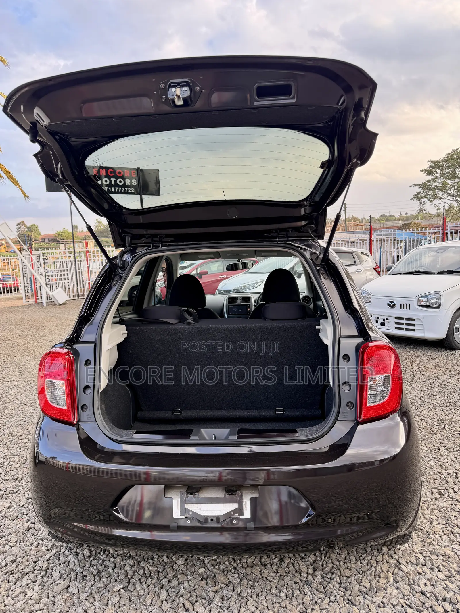 Nissan March 1.2 AWD 2018 Purple