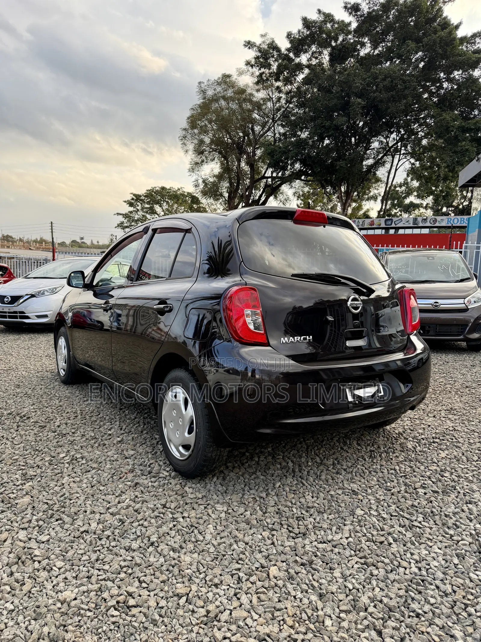 Nissan March 1.2 AWD 2018 Purple