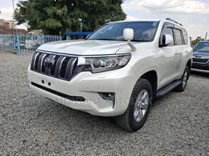 Toyota Land Cruiser Prado 2.8 2019 Pearl