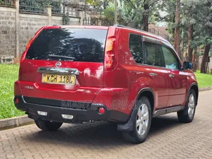 Nissan X-Trail 2009 Red