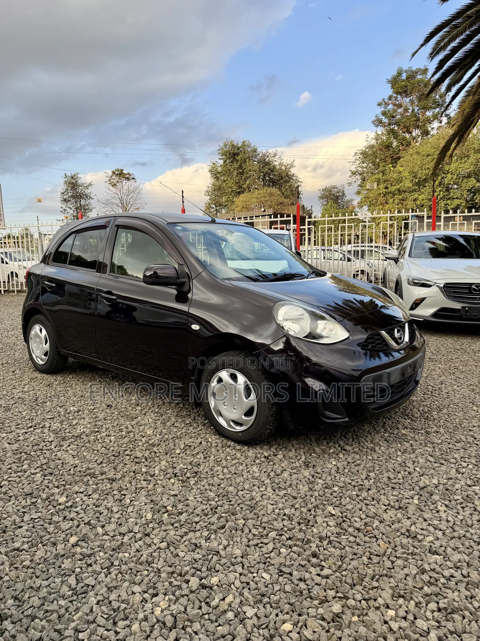 Nissan March 1.2 AWD 2018 Purple