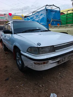 Toyota Corolla 1991 White