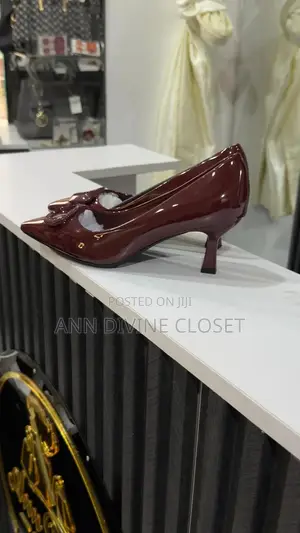 Ladies Shoes
