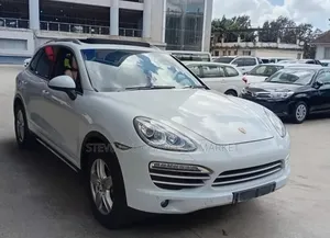 Porsche Cayenne 4dr SUV AWD (3.6L 6cyl 6M) 2014 White
