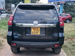 Toyota Land Cruiser Prado 2011 Black