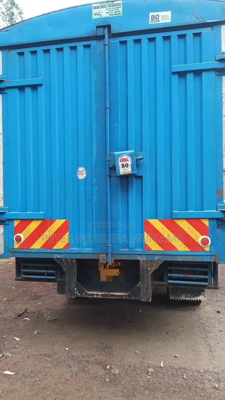 Nissan Ud Truck on Sale Cash