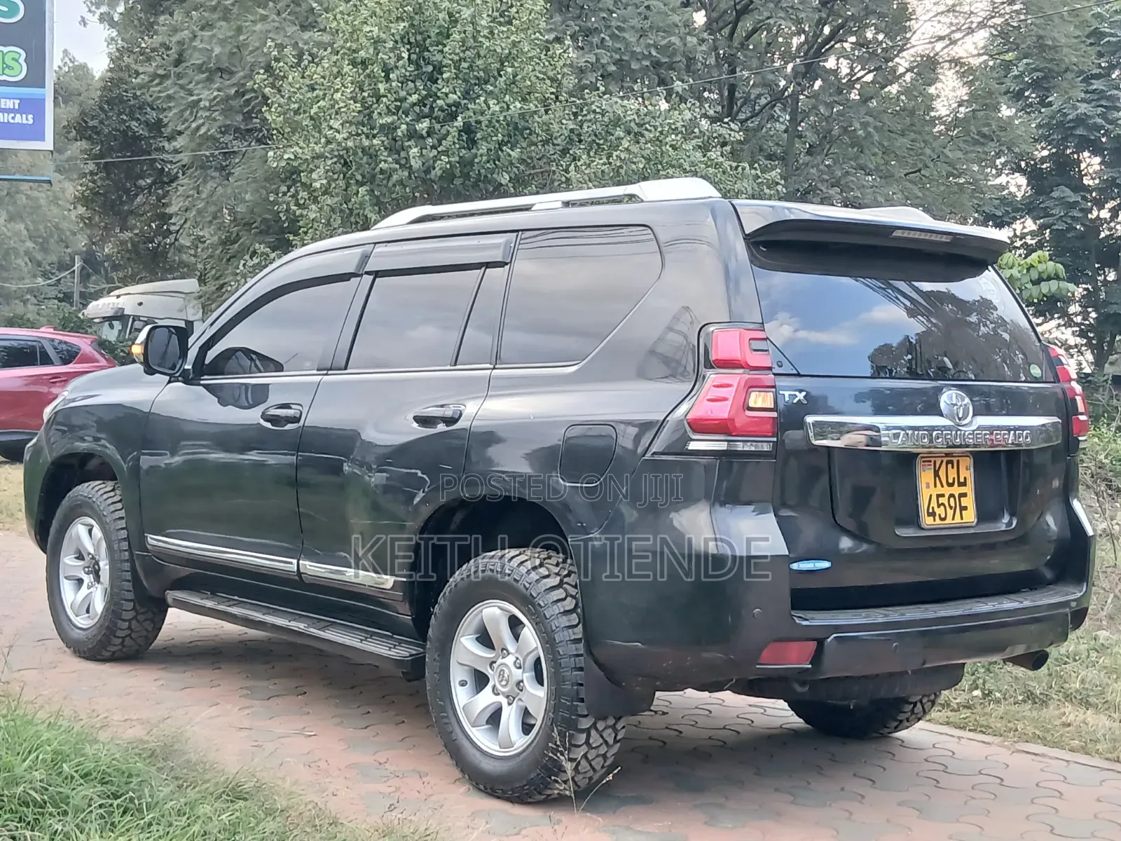 Toyota Land Cruiser Prado 2011 Black