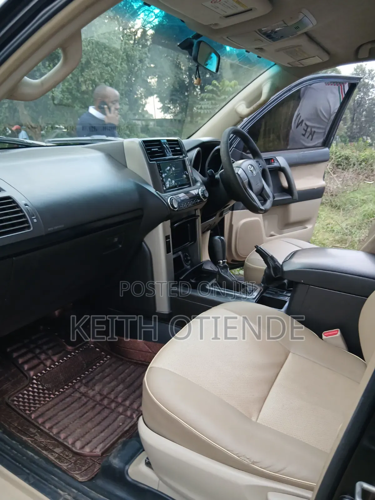 Toyota Land Cruiser Prado 2011 Black