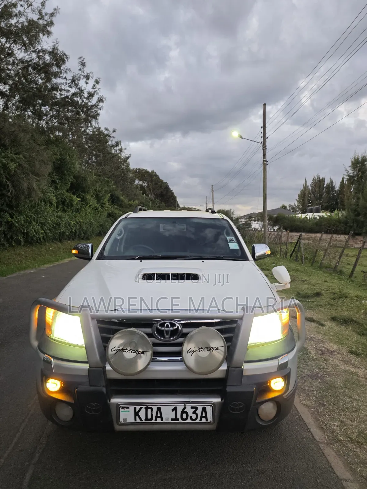Toyota Hilux 3.0 D-4D 4x4 2014 White