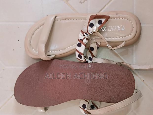 Ladies Sandles - thumbnail 9