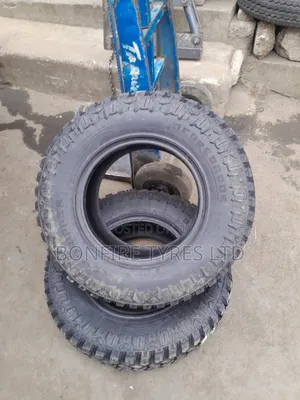 235/75r15 LCH M/T