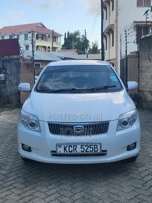 Toyota Axio 2010 White