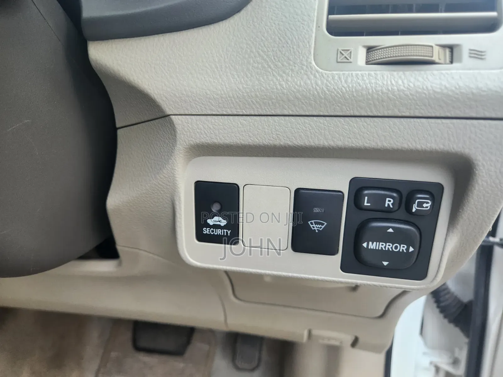 Toyota Axio 2010 White