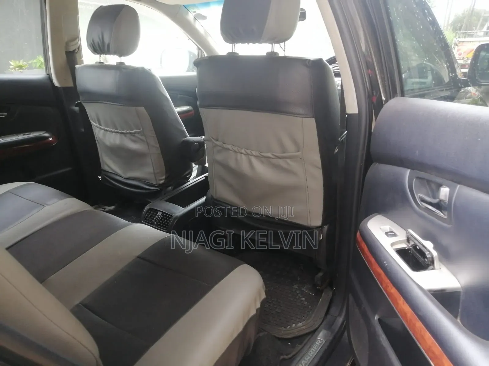 Toyota Harrier 2.4 2010 Black